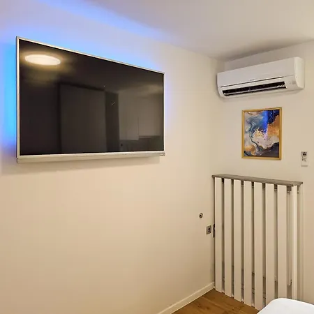 - Ljubljana's Gem - Free Public Parking *